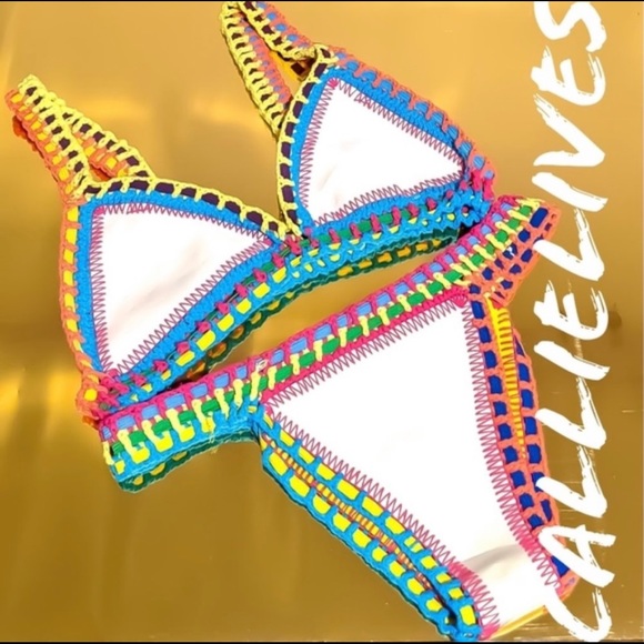 Callie Lives Other - NWT 1 leftCrochet Reversible Knitted Scuba Bikini